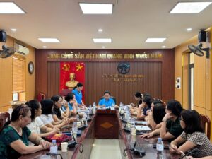 Toàn cảnh Hội nghị kiện toàn Ban Chấp hành, Ban Thường vụ và Ủy ban Kiểm tra Hội LHPN xã An Khánh diễn ra trong không khí trang trọng, nghiêm túc.