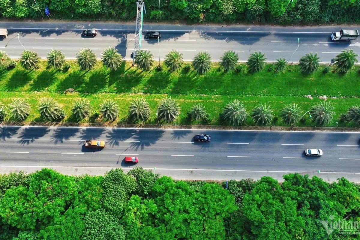 Không gian xanh mát và tuyến đường êm thuận sẽ sớm được khôi phục sau khi hoàn tất thảm lại mặt đường.