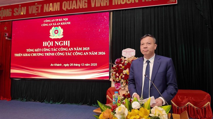Đồng chí Nguyễn Trung Thuận – Bí thư Đảng ủy, Chủ tịch HĐND xã An Khánh phát biểu chỉ đạo và giao nhiệm vụ cho lực lượng công an.
