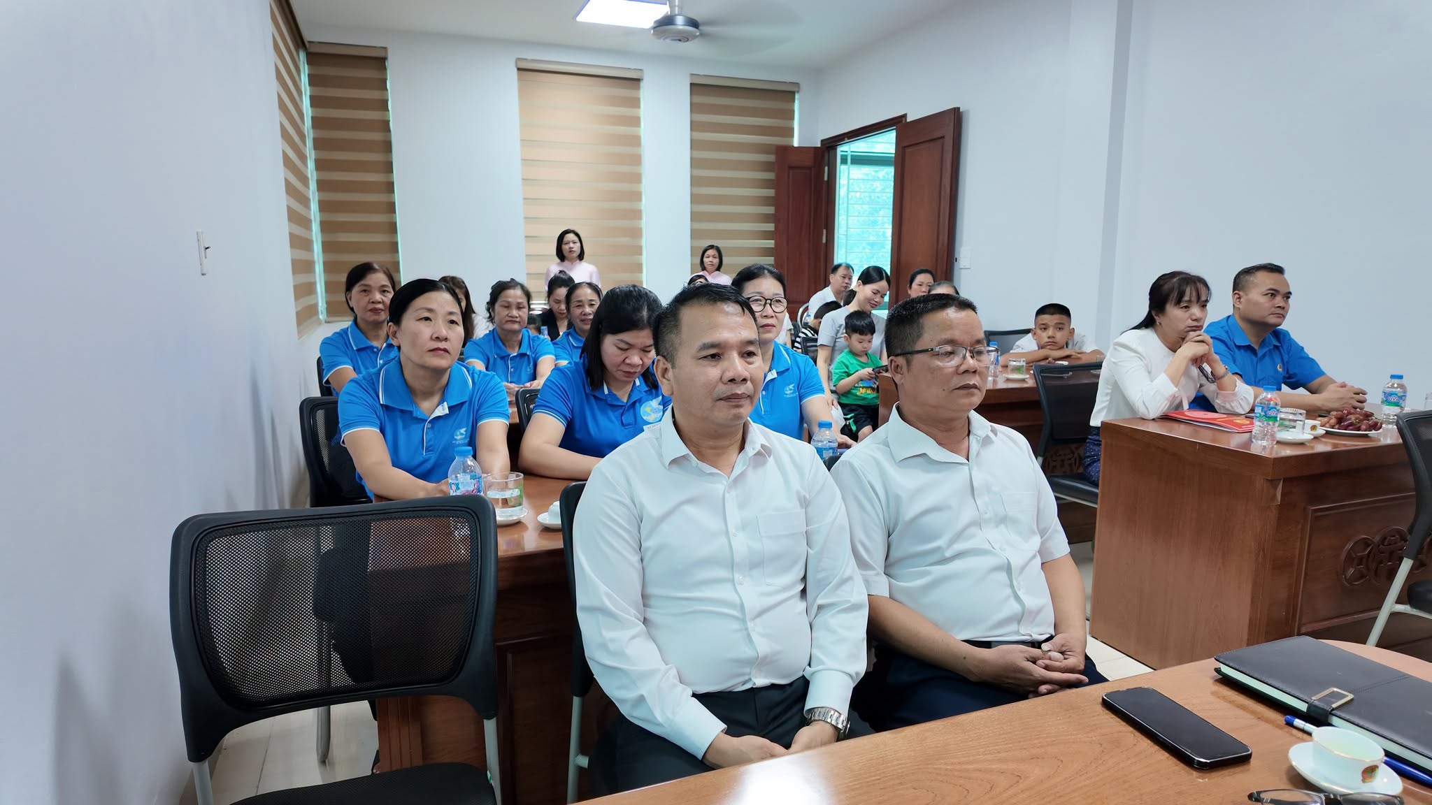 Đại diện lãnh đạo Quỹ TDND Đông La khẳng định cam kết đồng hành lâu dài cùng phong trào an sinh xã hội của địa phương.