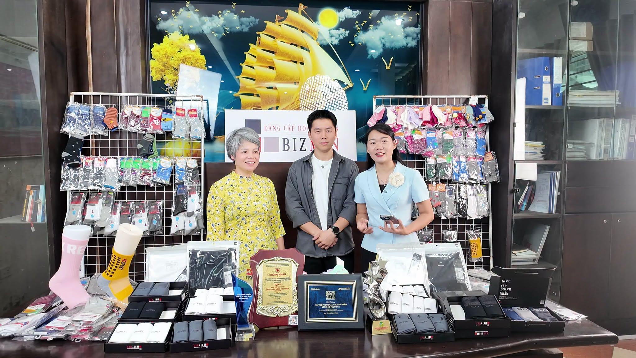 Lãnh đạo xã cam kết sẽ luôn sát cánh, tạo mọi điều kiện để doanh nghiệp An Khánh phát triển bền vững.