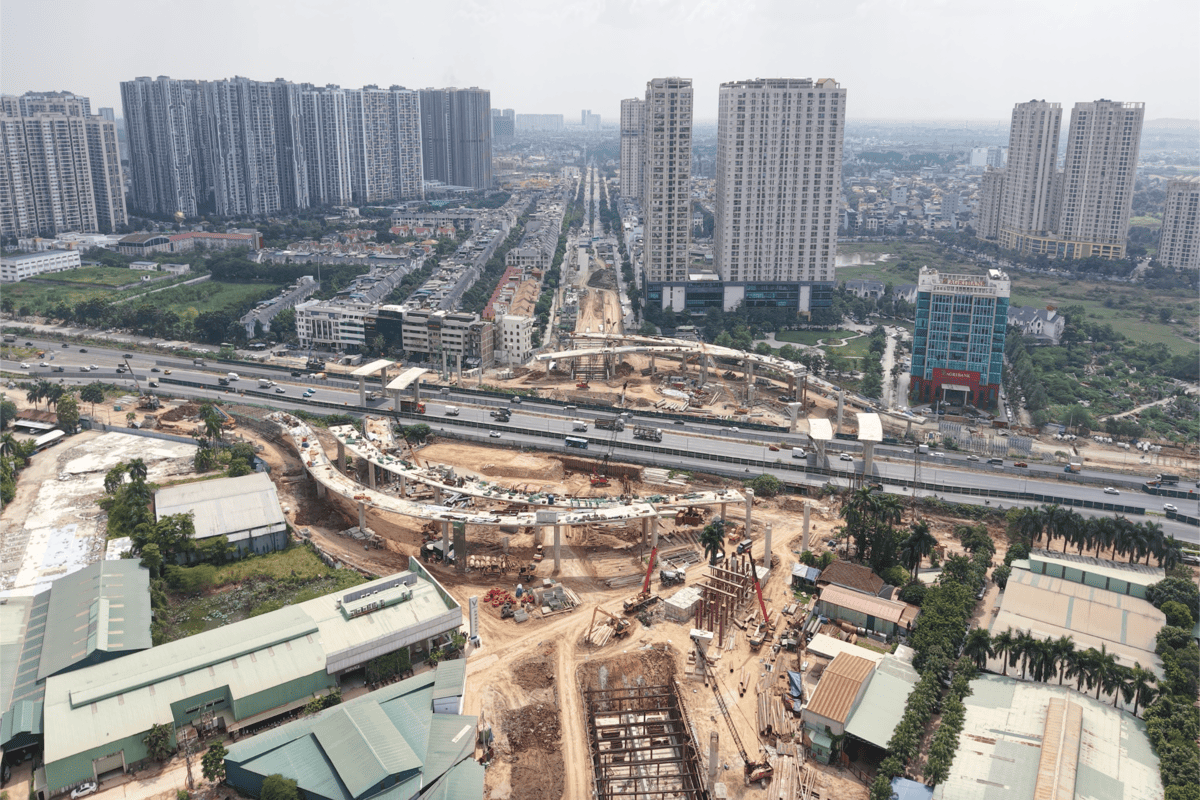 Hạ tầng giao thông chỉ thực sự tạo ra giá trị thặng dư bền vững khi thu hút được người dân về sinh sống và tiêu dùng thực tế.