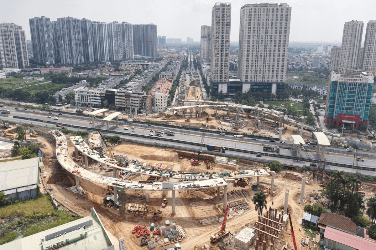 Nút giao đấu nối trực tiếp với trục đường Lê Trọng Tấn và tâm điểm các khu đô thị tại xã An Khánh.